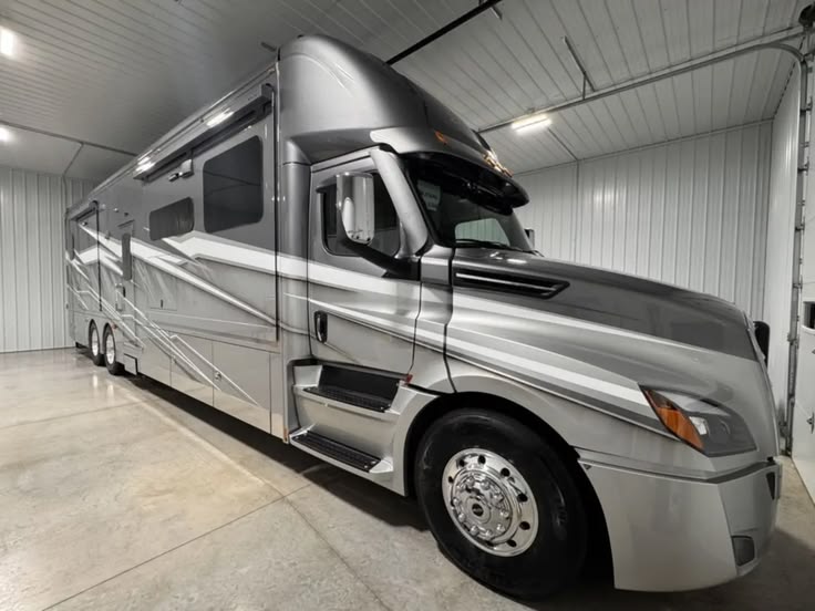 Renegade Super-C motorhome detail